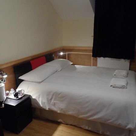 Minto House Hotel Edinburgh Room photo